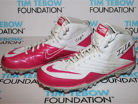 Tim Tebow pink cleats