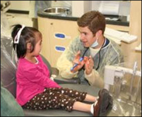 School of Dental Medicine gives kids a smile